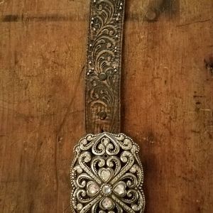 🌸 Embellished Leather Belt